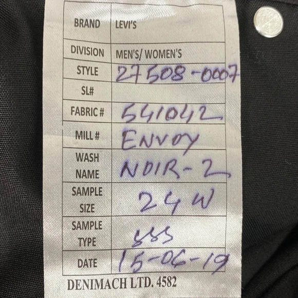 Signature by Levi Strauss Westerncore Black Noir Cowgirl Boot Cut Jeans Size 24 - Picture 5 of 5